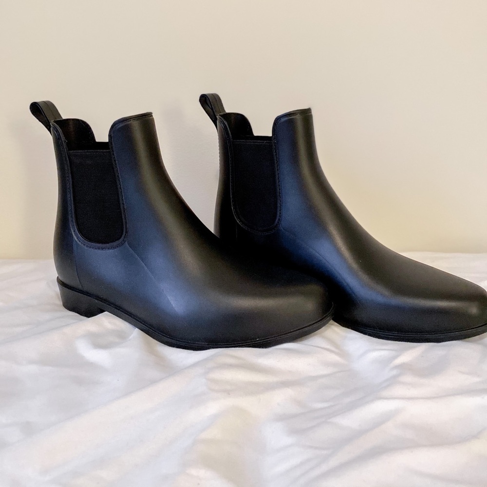 Women’s Chelsea Rain Boots Black Size 8